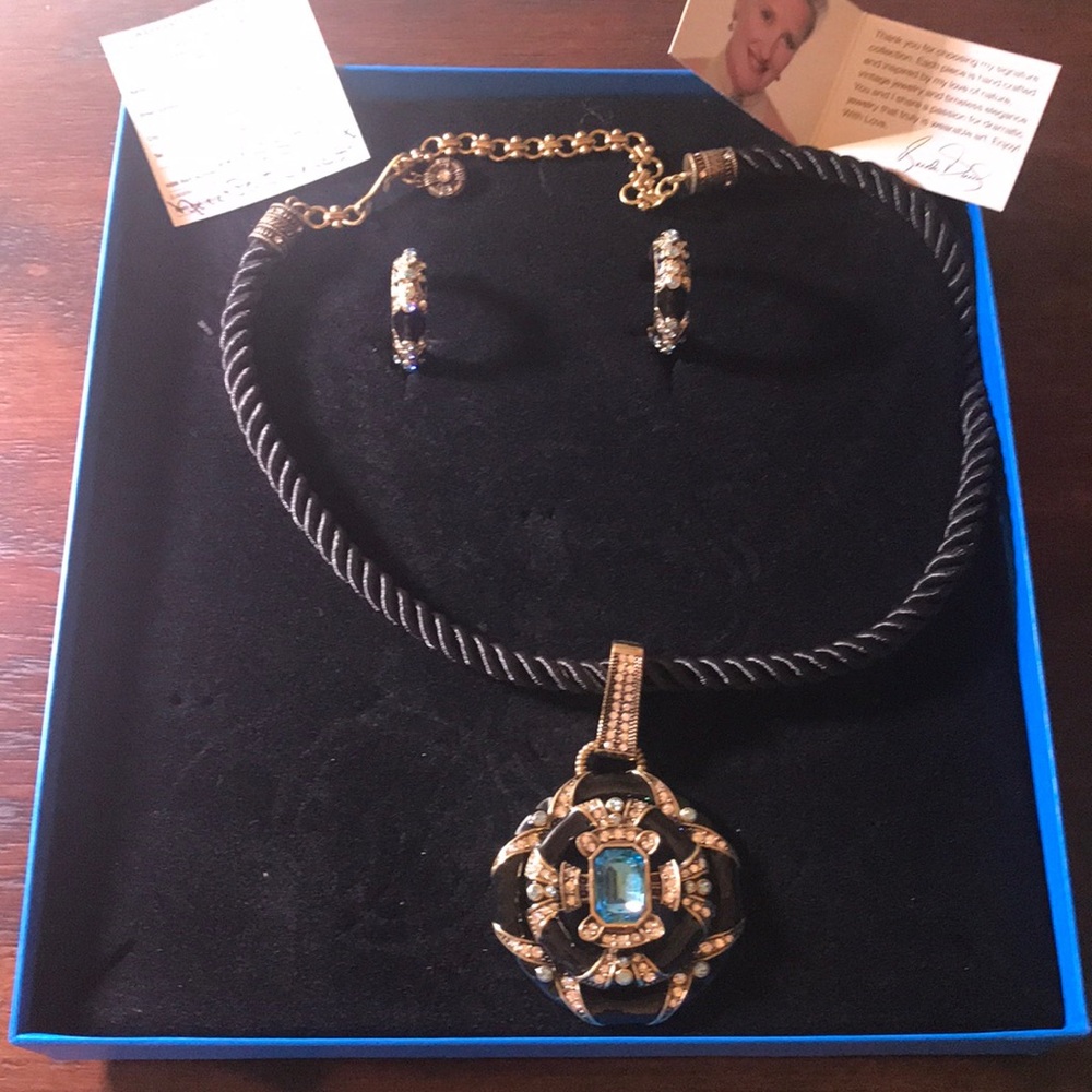 Heidi Daus Newport Chic set